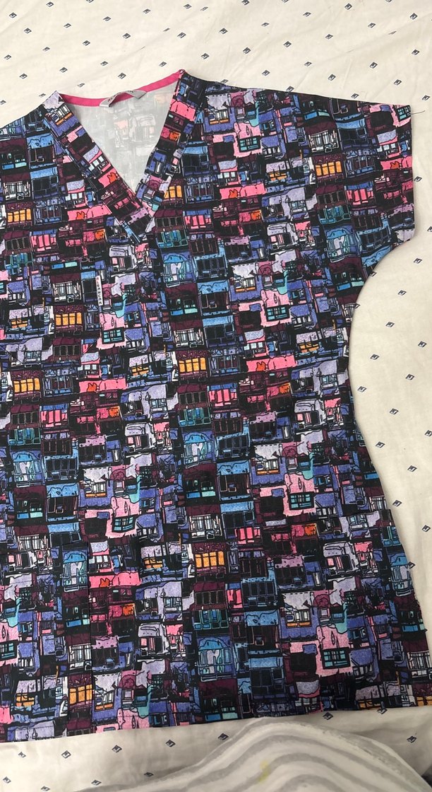 Renkli Baskılı Hemşire forma üstü V Yakalı - Görsel 5