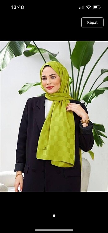Dama desenli jakar şal