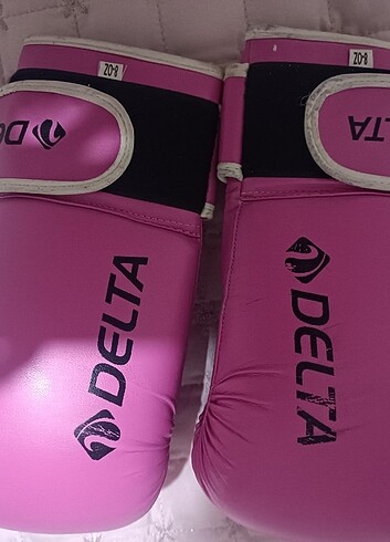 Beden Delta Delta Punch Dura-Strong Pembe-Beyaz Boks Eldiveni 8