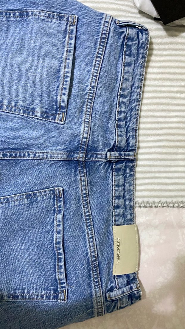 Stradivarius D94 model açık mavi jean - Görsel 4