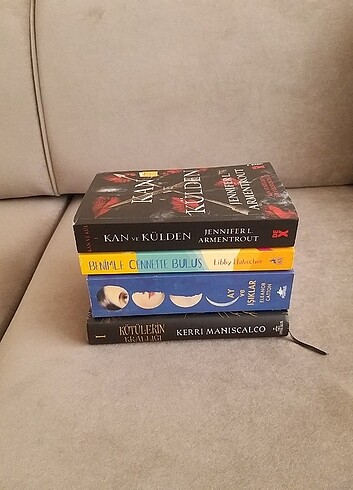 Kan ve Külden - Kötülerin Krallığı 