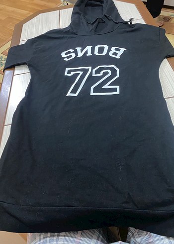Siyah Kapüşonlu uzun Kollu Baskılı sweat