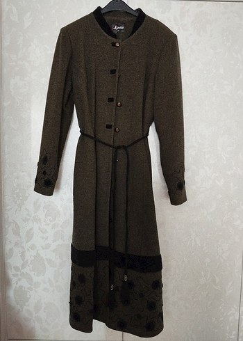 Düğmeli yesil Nakışlı Kadın Kaban - Görsel 2