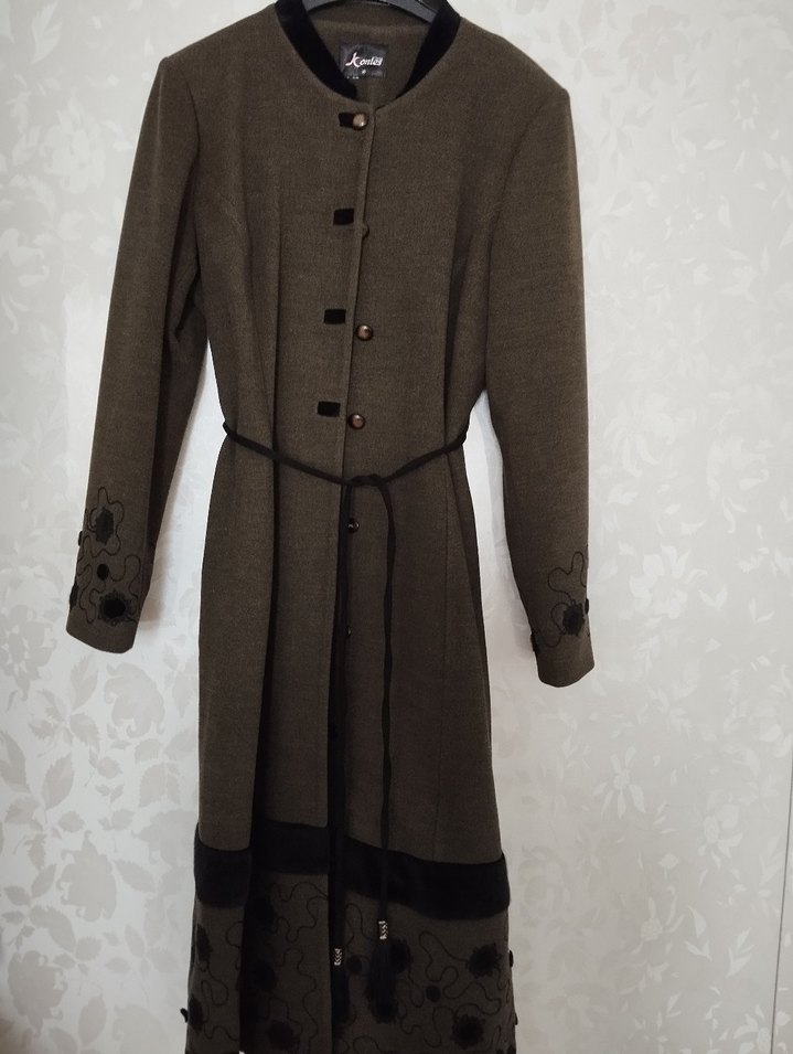 Düğmeli yesil Nakışlı Kadın Kaban - Görsel 4