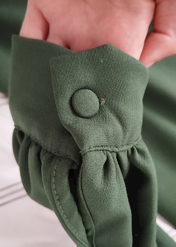 Düğmeli Yeşil Vintage Uzun Elbise - Görsel 5