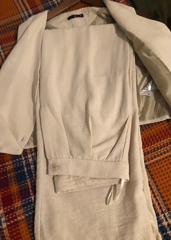 Düğmeli Keten Beyaz Kadın Yelek ve pantolon - Görsel 2