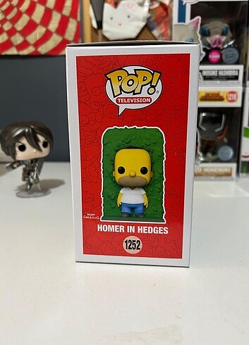  Beden THE SIMPSONS (HOMER IN HEDGES)