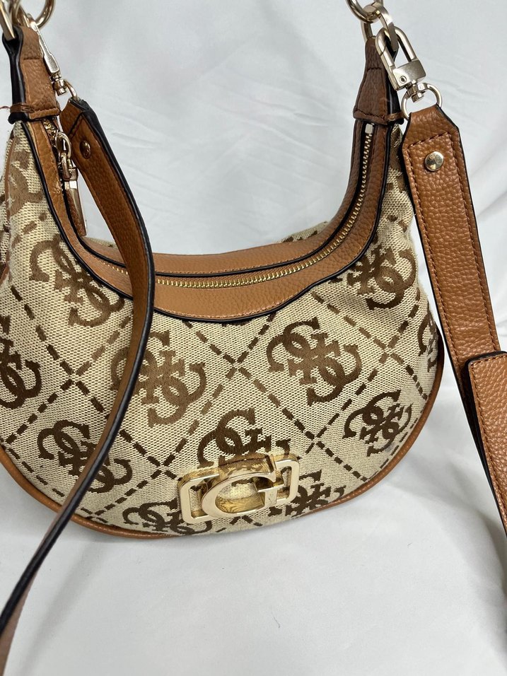 Bej Zincir Detaylı Yılan Desenli Kadın Çanta - Görsel 5