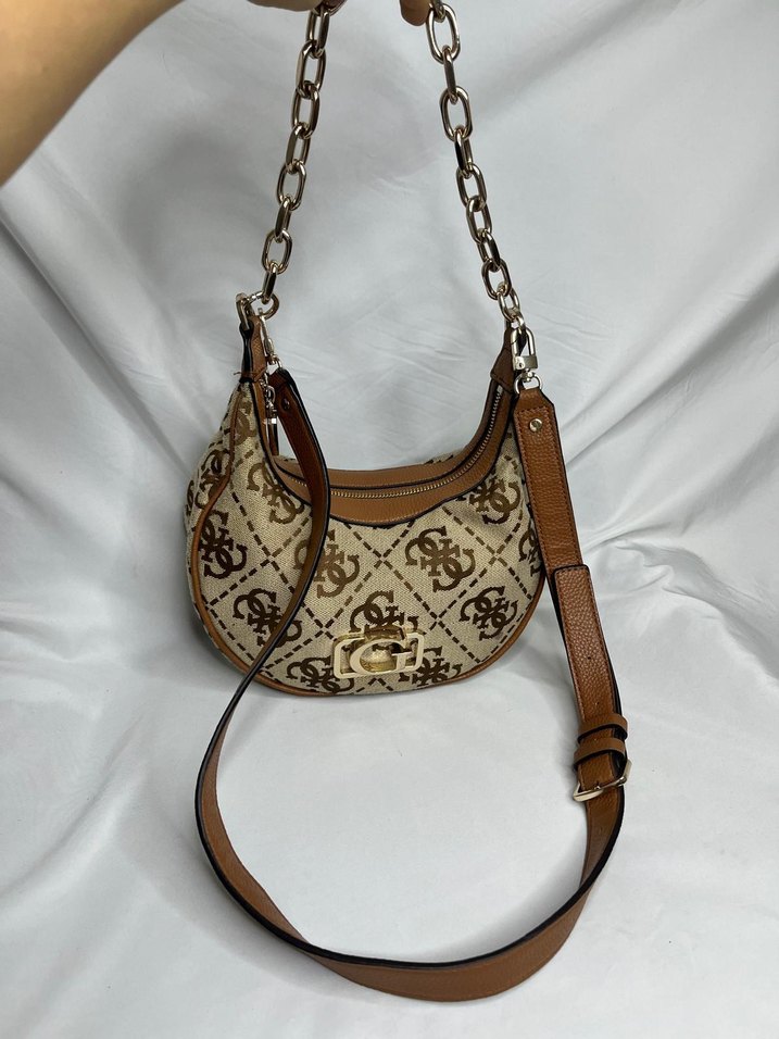 Bej Zincir Detaylı Yılan Desenli Kadın Çanta - Görsel 2