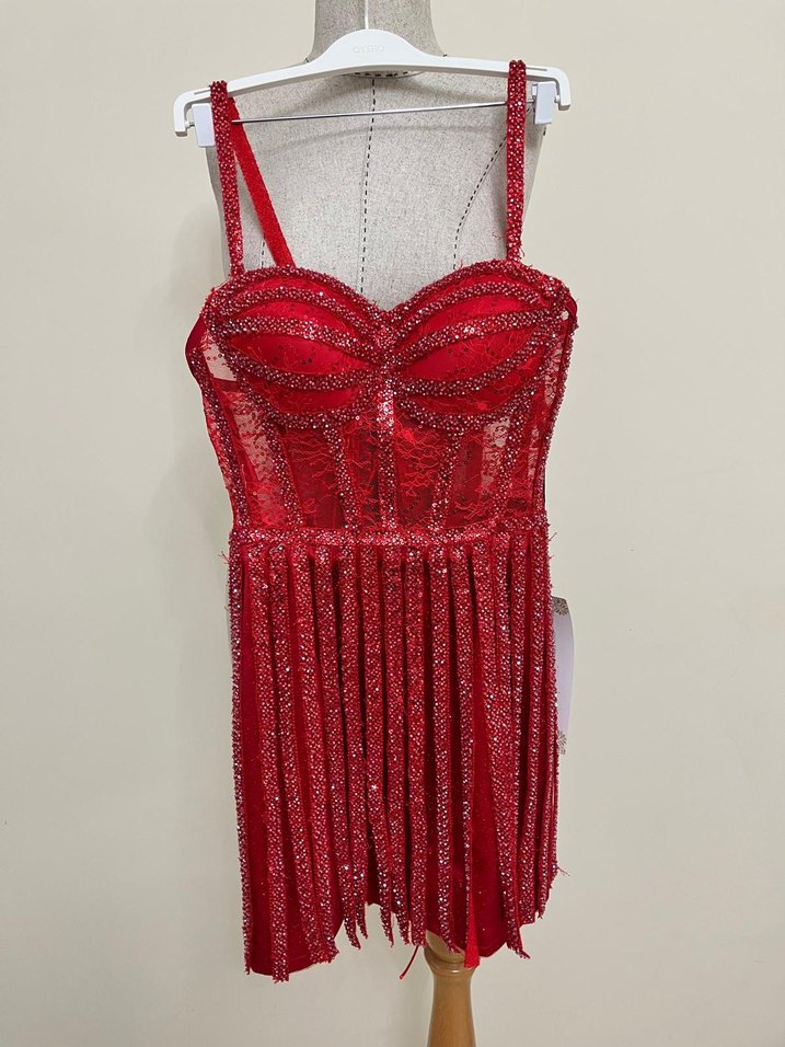 Kırmızı İşlemeli kına gecesi elbisesi - Görsel 5