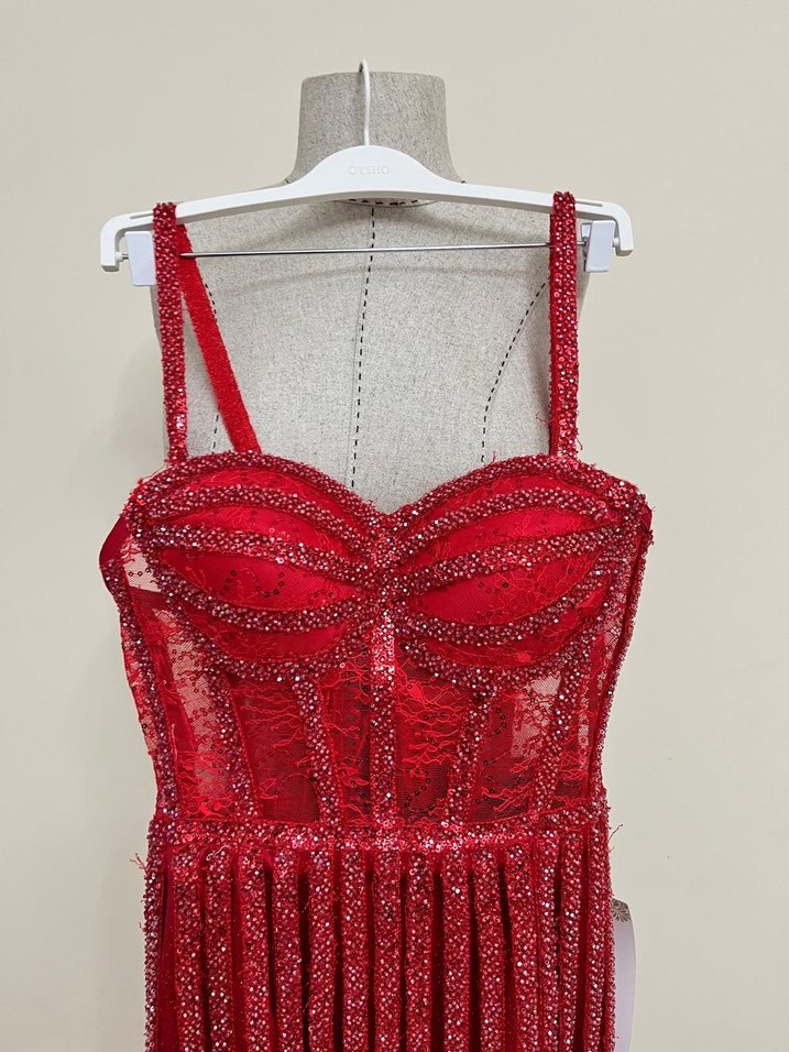 Kırmızı İşlemeli kına gecesi elbisesi - Görsel 4