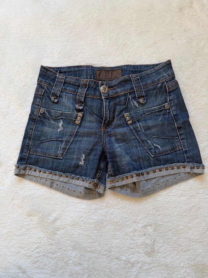 D&G Taş Baskılı Vintage Mini Şort - Görsel 3