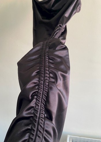 H&M Degaje Parlak Mini Saten Elbise - Görsel 3