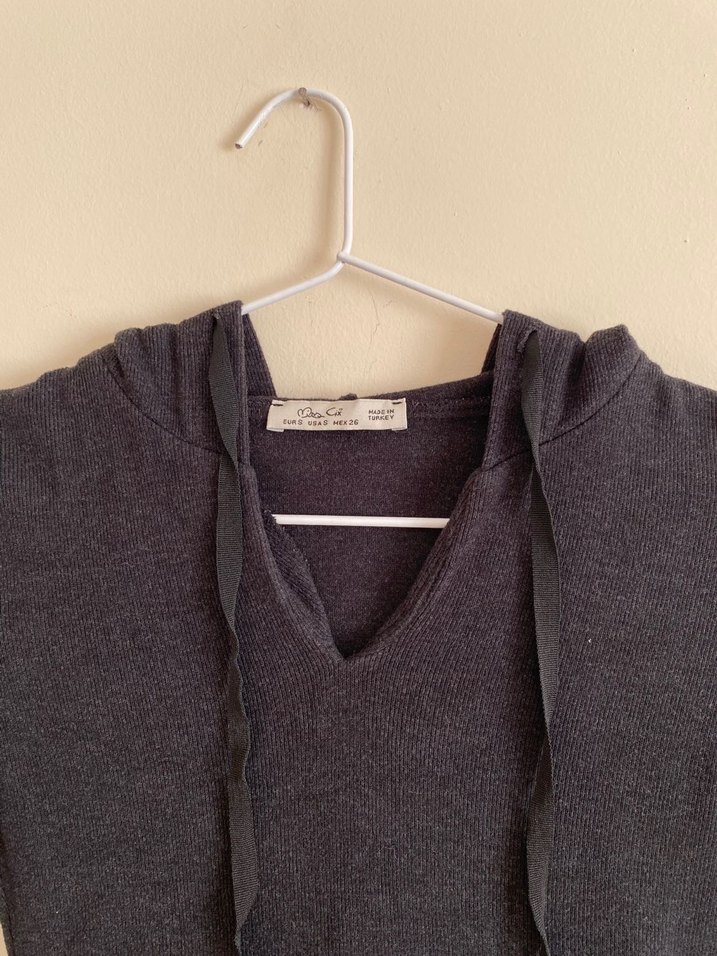 Kapüşonlu Yırtmaçlı Triko Midi Elbise - Görsel 5