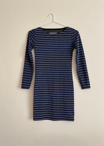 Dekolteli Taş Baskılı Simli Mini Elbise - Görsel 2