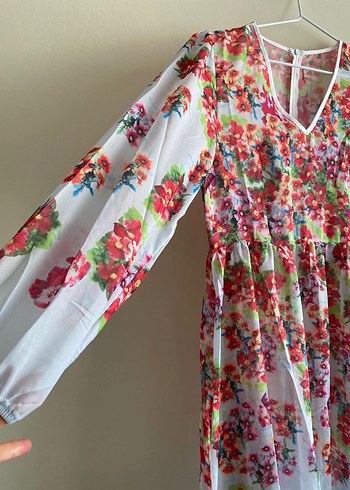 Çiçekli Transparan Kadın Tesettür Pareo - Görsel 5