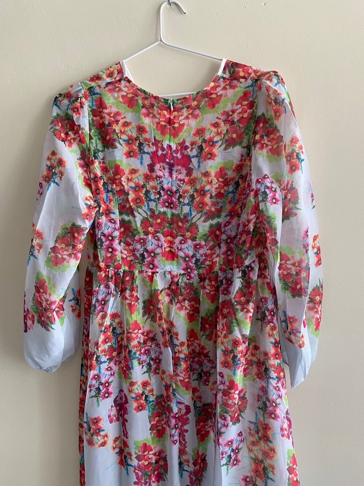 Çiçekli Transparan Kadın Tesettür Pareo - Görsel 3