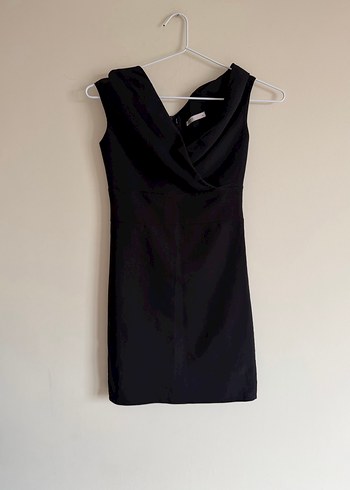 Kruvaze Yaka Omuzları Büzgülü Mini Elbise - Görsel 2