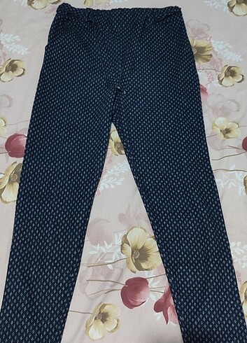 Desenli gündelik pantolon 