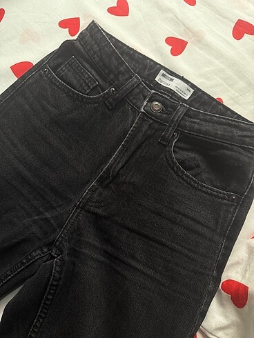 BERSHKA jean