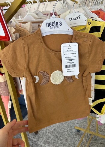 Kahverengi Kadife Detaylı erkek Çocuk Tişört