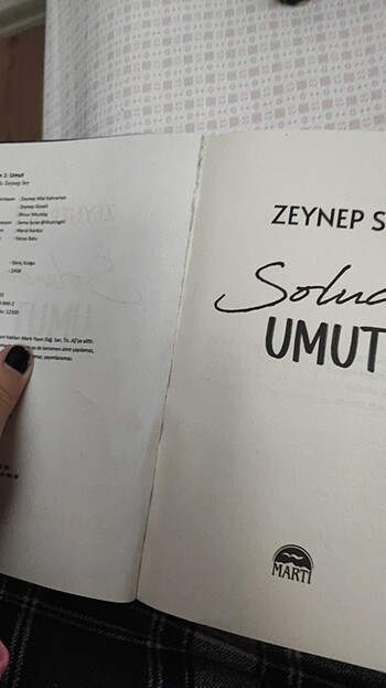 Beden Renk Zeynep Sey / UMUT / Solucan Serisi 1. Kitap