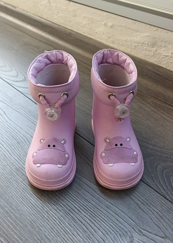 Kız Çocuk Pembe Lastik Bot