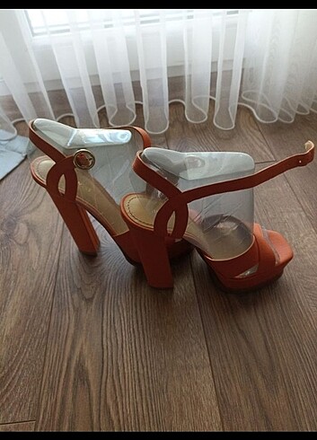 37 Beden Ninewest sıfır topuklu ayakkabi
