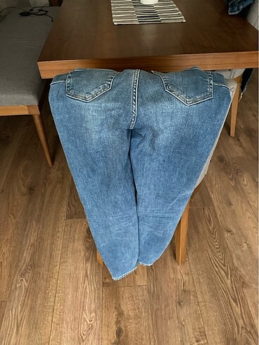 34 Beden Mango jean