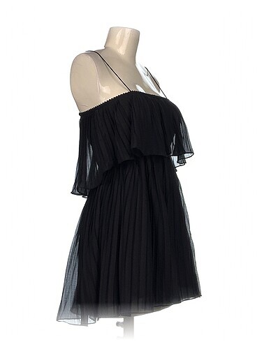 Zara Zara Mini Elbise %70 İndirimli.