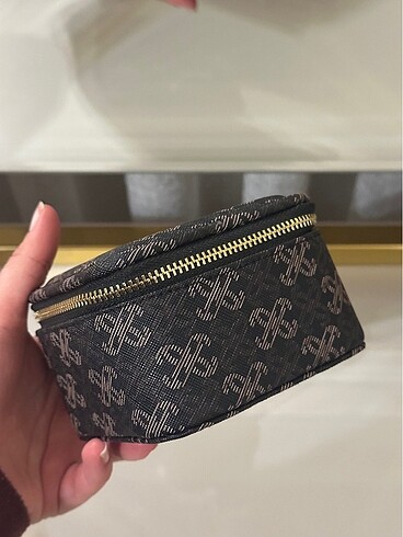 H&M H&m seyahat takı çantası