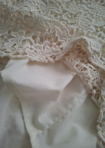 Dantel Detaylı Beyaz Midi Triko Elbise - Görsel 4