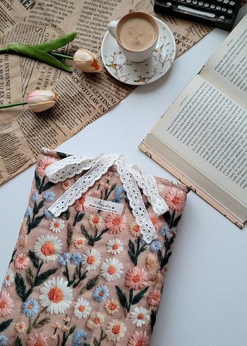 Beden Renk kitap tablet çantası