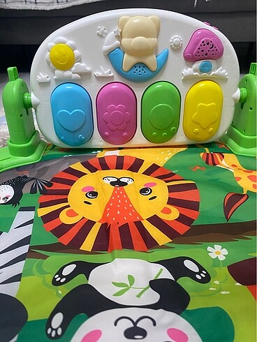 BabyJem Piyanolu oyun halısı