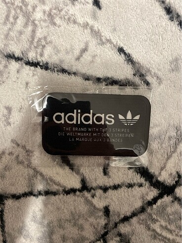 Sıfır Adidas Rozet