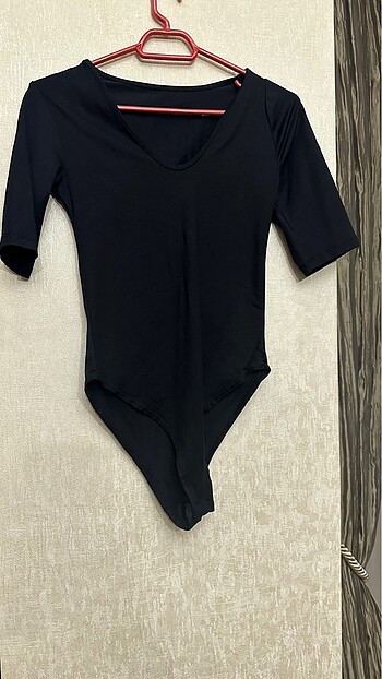 m Beden stradivarius body