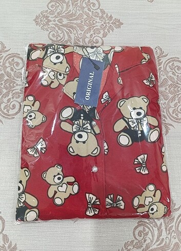 xxl Beden kırmızı Renk Yeni yumuşak 42/44 bedenlere uygun pijama takımı