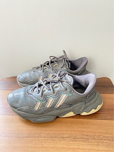 38,5 Beden Orjinal Adidas Ozweego