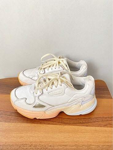 36,5 Beden Orjinal Adidas Falcon