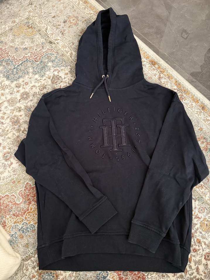 Tommy Hilfiger Siyah Kapüşonlu Sweatshirt - Görsel 2
