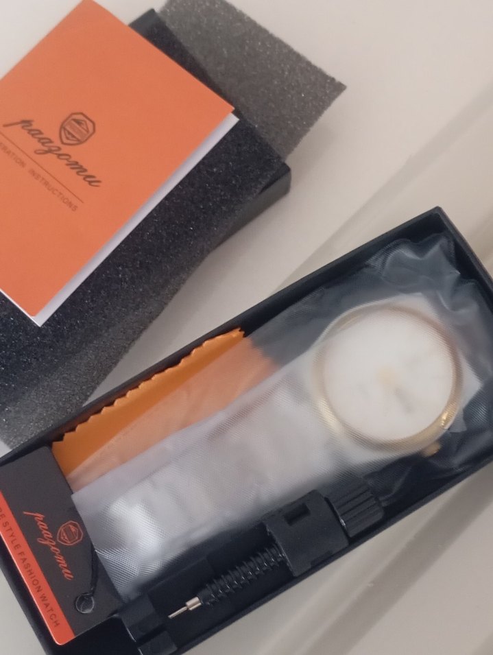 Altın Detaylı Gri Klasik Erkek Saati - Görsel 3