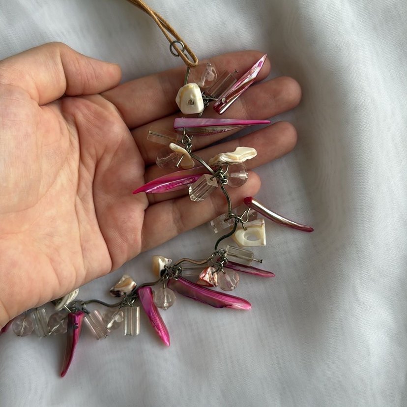 El yapımı pembe kolye - Görsel 3