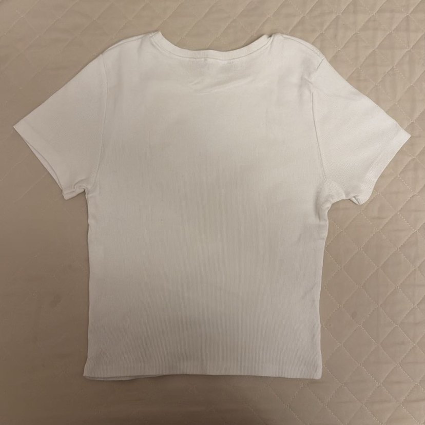 Vücuda yoturan esnek t-shirt - Görsel 2