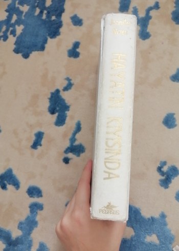 Beden Jennifer Niven - Hayatın Kıyısında Roman