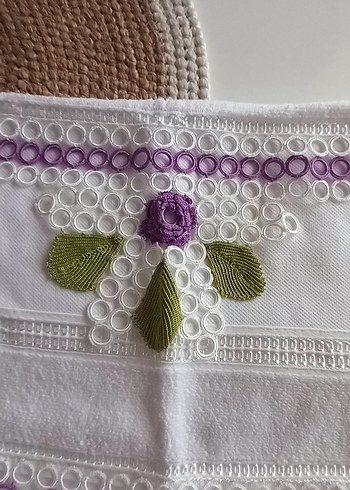 İşlemeli Beyaz Havlu Seti - Görsel 2