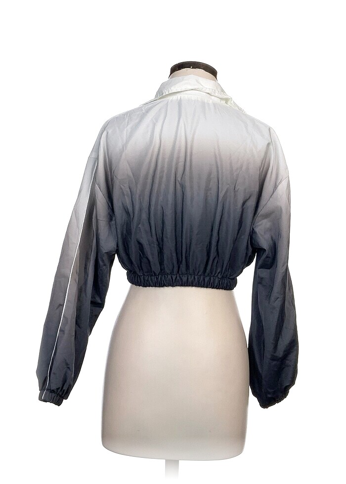 Bershka Spor Dış Giyim %70 İndirimli. - Görsel 3