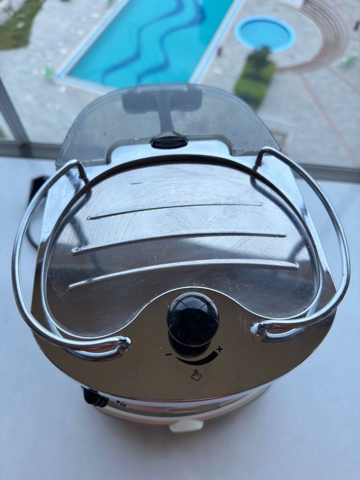 Beyaz DeLonghi Kahve Makinesi - Görsel 5