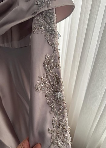 Uzun Kollu İşlemeli Modern Abiye Elbise - Görsel 6