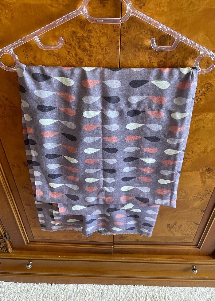 Az giyilmiş şal - Görsel 2