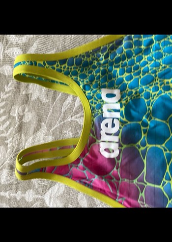 Arena karbon mayo. 34 bedendir  13 yaş  boy 1 65 olur - Görsel 6